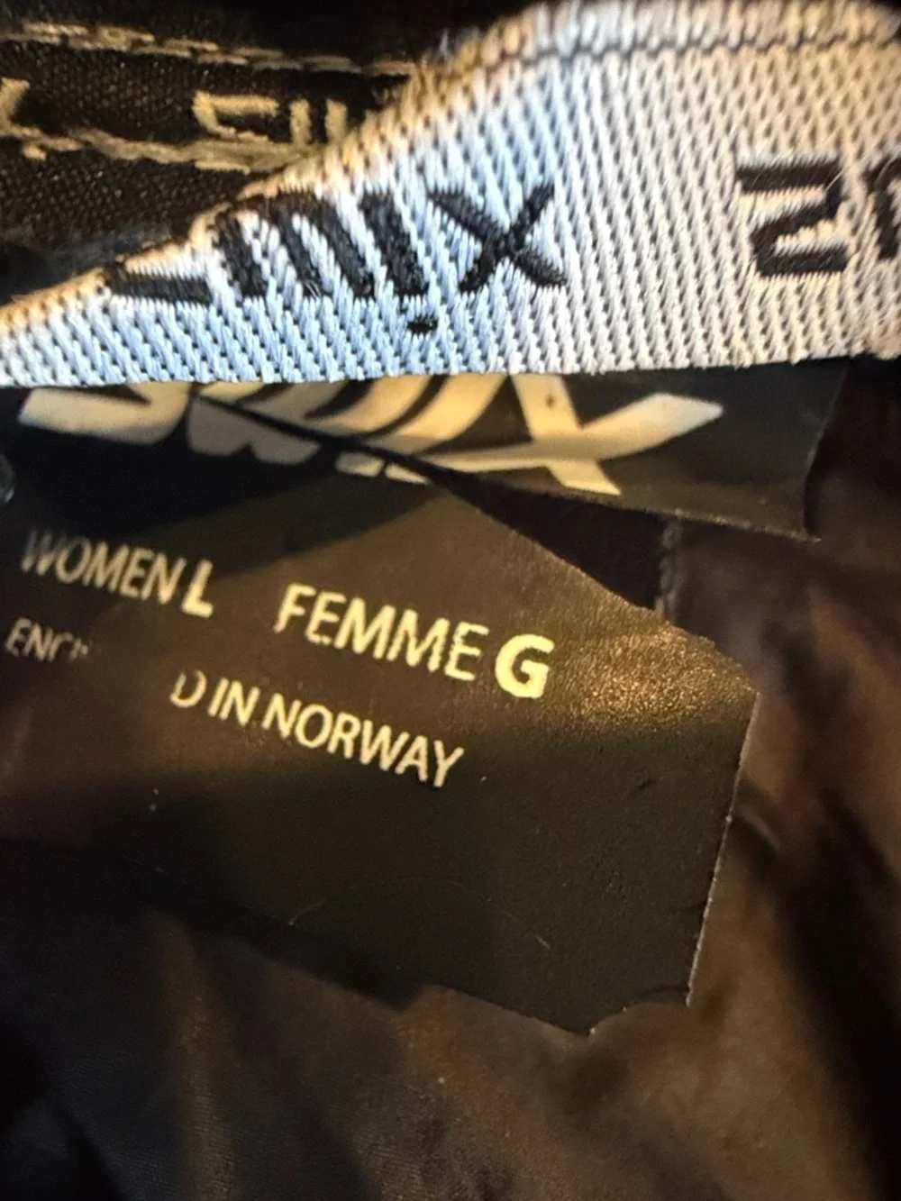 Swix Women's Silver Quilted Performance Puffer Jacket - Picture 3 of 4